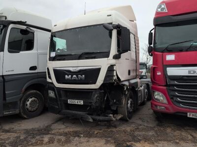 2016 MAN TGX 26.440 6x2 Midlift Tractor Unit