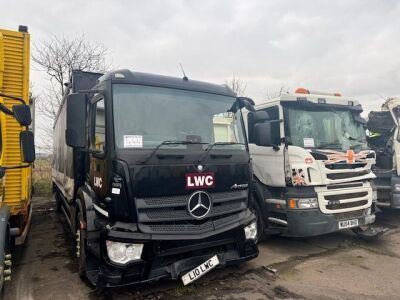 2018 Mercedes Antos 1824 4x2 Curtainside Rigid