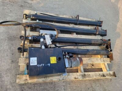 4x Hydraulic Rams & Hydraulic Pump Pack - 3