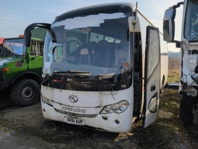 2011 King Long XMQ6800 31 Seat Midi Coach - 3