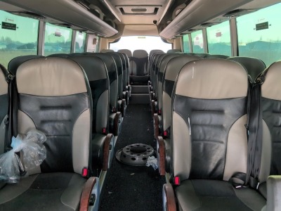 2011 King Long XMQ6800 31 Seat Midi Coach - 8