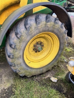 John Deere 732 24M Sprayer - 5