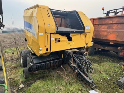 New Holland BR740A  Round Baler