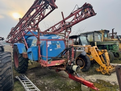 1996 Gemsprayers Steer-Trak-24M Drawbar Sprayer