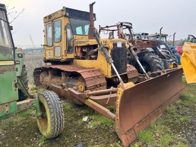 CAT D6D Dozer