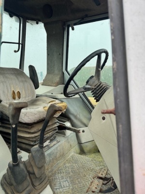 Massey Ferguson 3085 4WD Tractor - 14