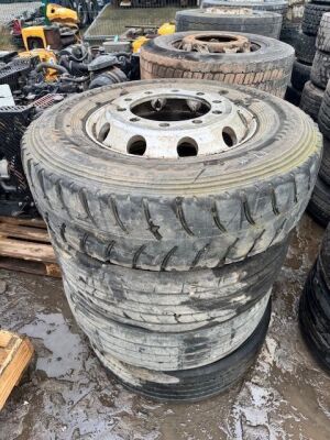 4x Alloy Wheels & Tyres