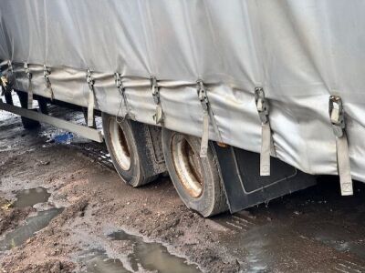 2002 Cartwright Tandem Axle Step Frame Curtainside Trailer - 11