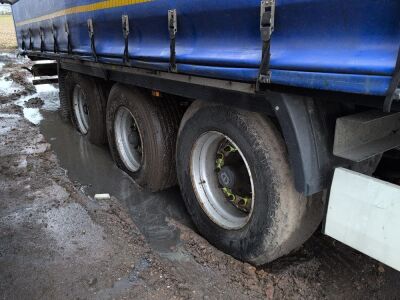 Krone Triaxle Curtainside Trailer - 6