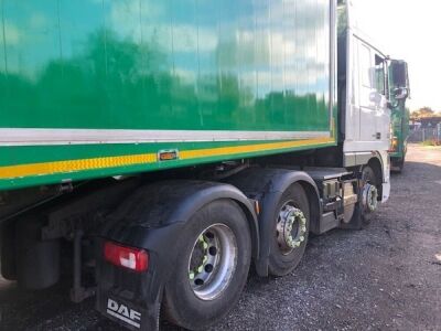 2013 DAF XF105 460 6x2 Midlift Tractor Unit - 3