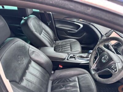 2016 Vauxhall Insignia CDTi Elite Sports Tourer - 11