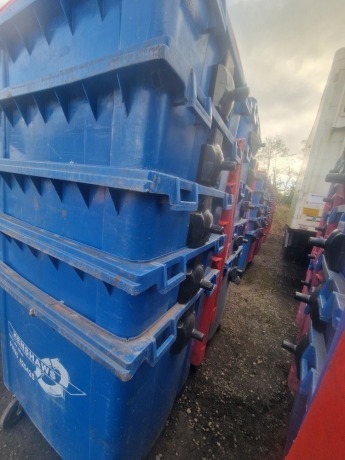 10x 110ltr Wheelie Bins