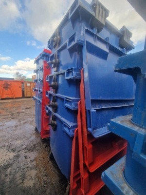 10x 1100ltr Wheelie Bins - 2