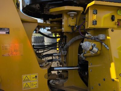 2022 CAT 982 Wheeled Loading Shovel - 13