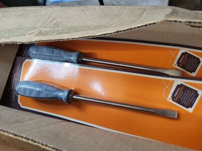 40x New Sandvick Screwdrivers -Two Sizes - 3