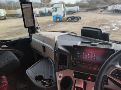 2021 Mercedes Actros 2558 Gigaspace 6x2 Midlift Tractor Unit - 10