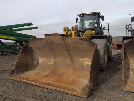 2021 CAT 982M Loading Shovel