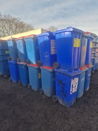 30x 220ltr Wheelie Bins