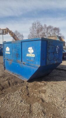 8yrd Enclosed Lockable Skip