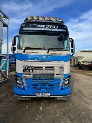 2016 Volvo FH16 750 150ton 6x4 Heavy Haulage Tractor Unit - 2