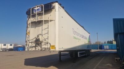Kraker Triaxle Walking Floor Trailer - 2
