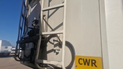 Kraker Triaxle Walking Floor Trailer - 11