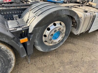 2022 Volvo FH540 6x2 Midlift Tractor Unit - 16