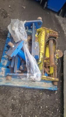 2x Hydraulic Pit Jacks