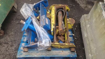 2x Hydraulic Pit Jacks - 6