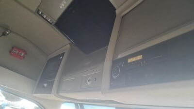 2023 Volvo FH 6x2 Rear Lift Tractor Unit - 11