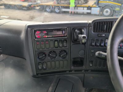 2008 Scania P230 4x2 Telescopic Skip Loader - 13