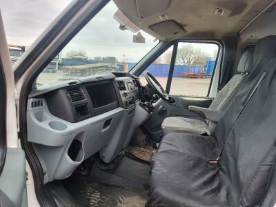 2010 Ford Transit LWB Welfare Van - 11