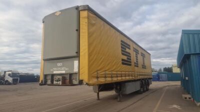 1999 Fruehauf Triaxle Curtainsider Trailer - 3