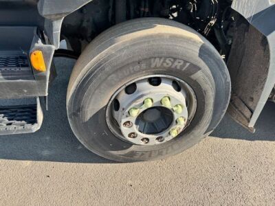 2016 Renault C430 8x4 Big Hook Loader - 7