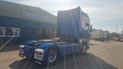 2001 Scania R144 4x2 Tractor Unit - 3