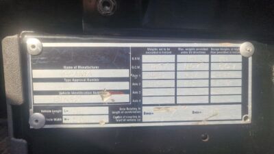 2001 Scania R144 4x2 Tractor Unit - 6