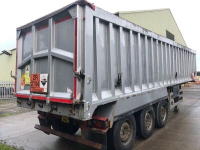 2010 Wilcox Triaxle 56yrd³ Alloy Bulk Tipping Trailer - 4