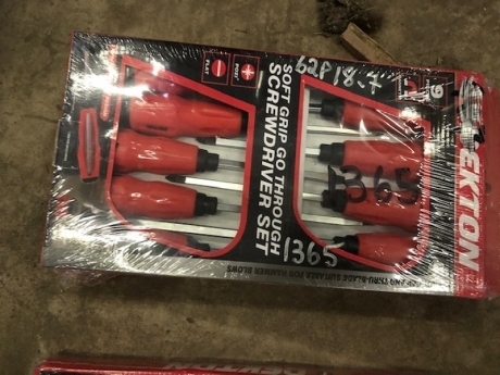 2 x Screwdriver Sets