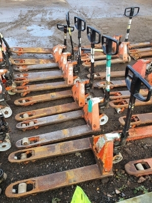 6 x Pallet Trucks - Spares and Repairs - 4