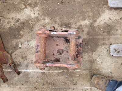 Excavator Headstock 35mm pins - 3