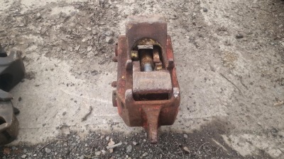 Miller Quick Hitch - 65mm Pin Holes - 5
