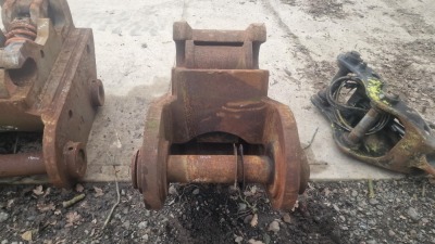 35ton Tefra Quick Hitch - 100mm Pins - 2