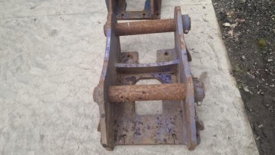 Headstock - 100mm Pins