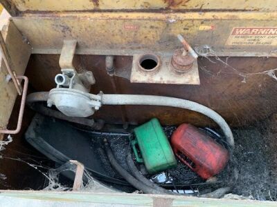 6ft x 4ft Steel Tank, Complete with Hand Pump, 2.5ft High, Lockable Top Door - 5