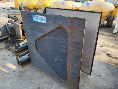 2005 KAUP Forklift Bale Clamp Attachment  - 3
