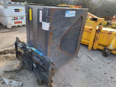 2005 KAUP Forklift Bale Clamp Attachment  - 6
