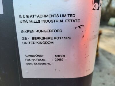 2005 KAUP Forklift Bale Clamp Attachment  - 7