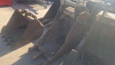 2ft Geith Toothed Bucket - 80mm Pins