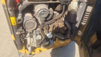 2014 CAT 301.4C Mini Excavator - 16