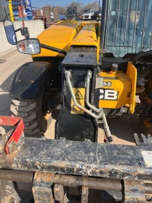 2022 JCB 525-60 Telehandler - 12